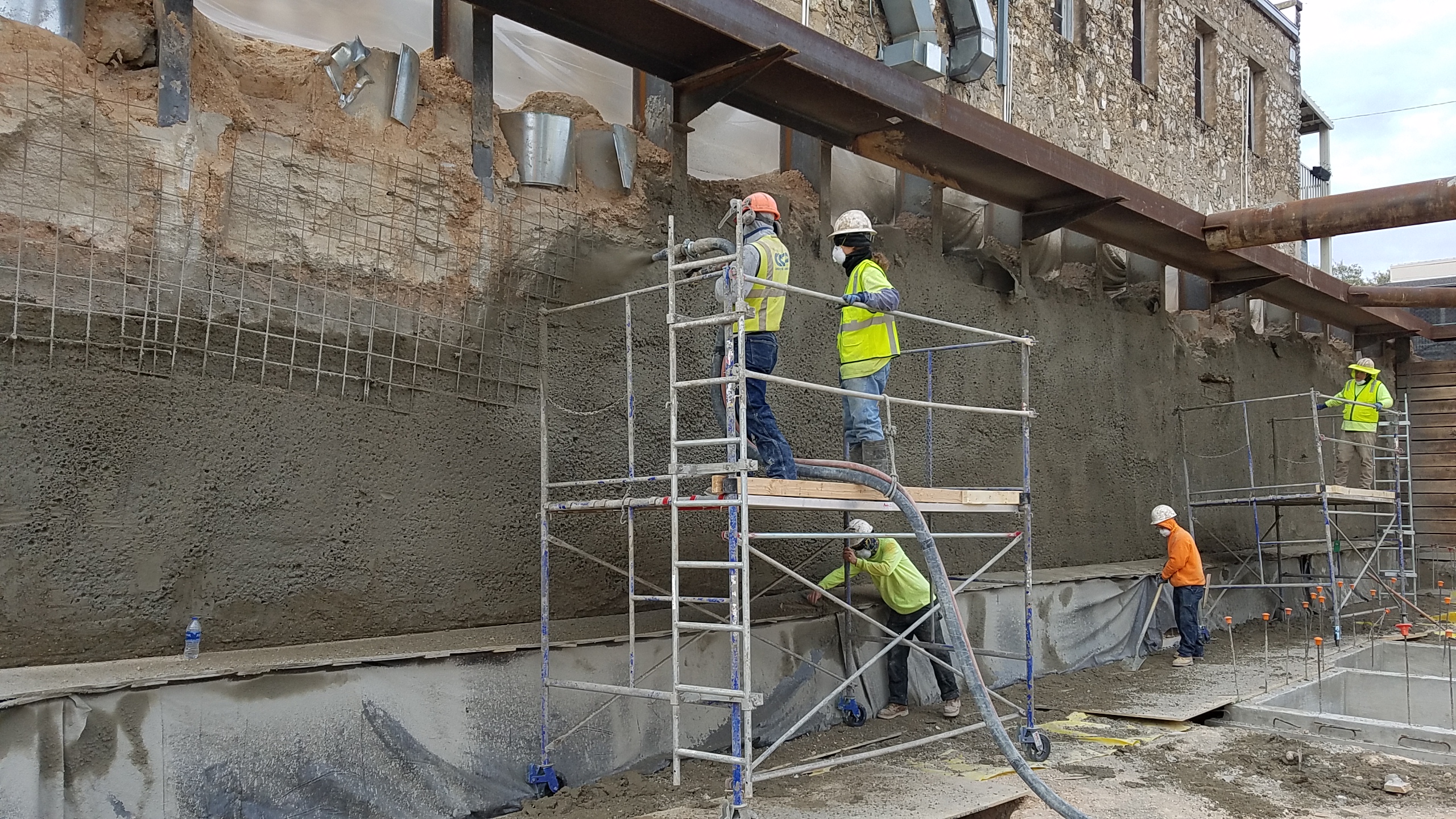 TEMPORARY SHOTCRETE RETENTION IN CENTRAL TEXAS